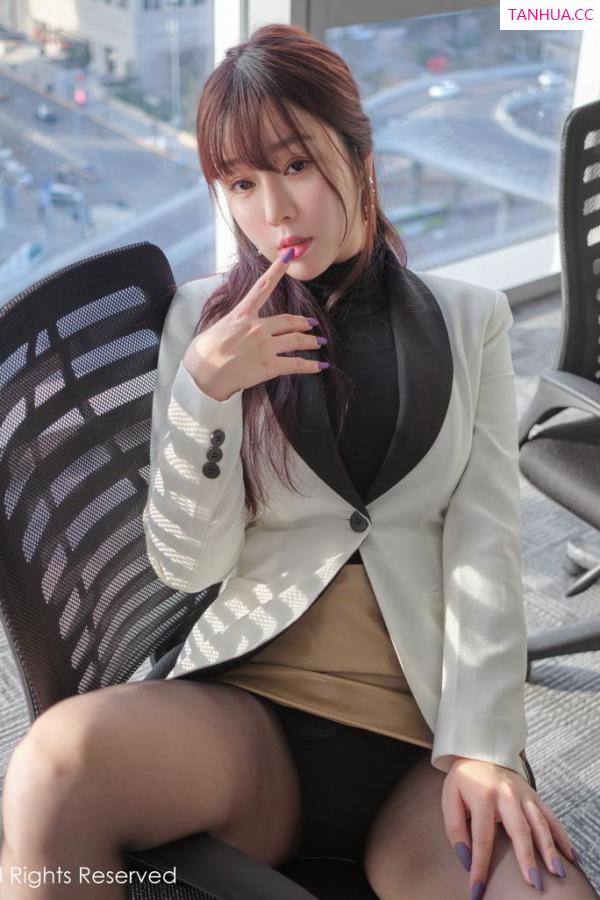 王语纯 王雨纯 [XiuRen]高清写真图 2020.05.19 No.2259 王雨纯第13张图片